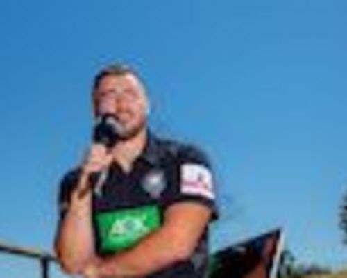 Kohlbacher im DHB-Podcast: Kreisläufer lieben Körperkontakt