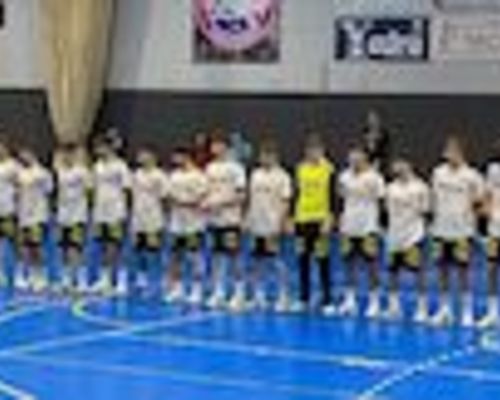 U17 gibt gegen Turniersieger Spanien nie auf, verliert aber
